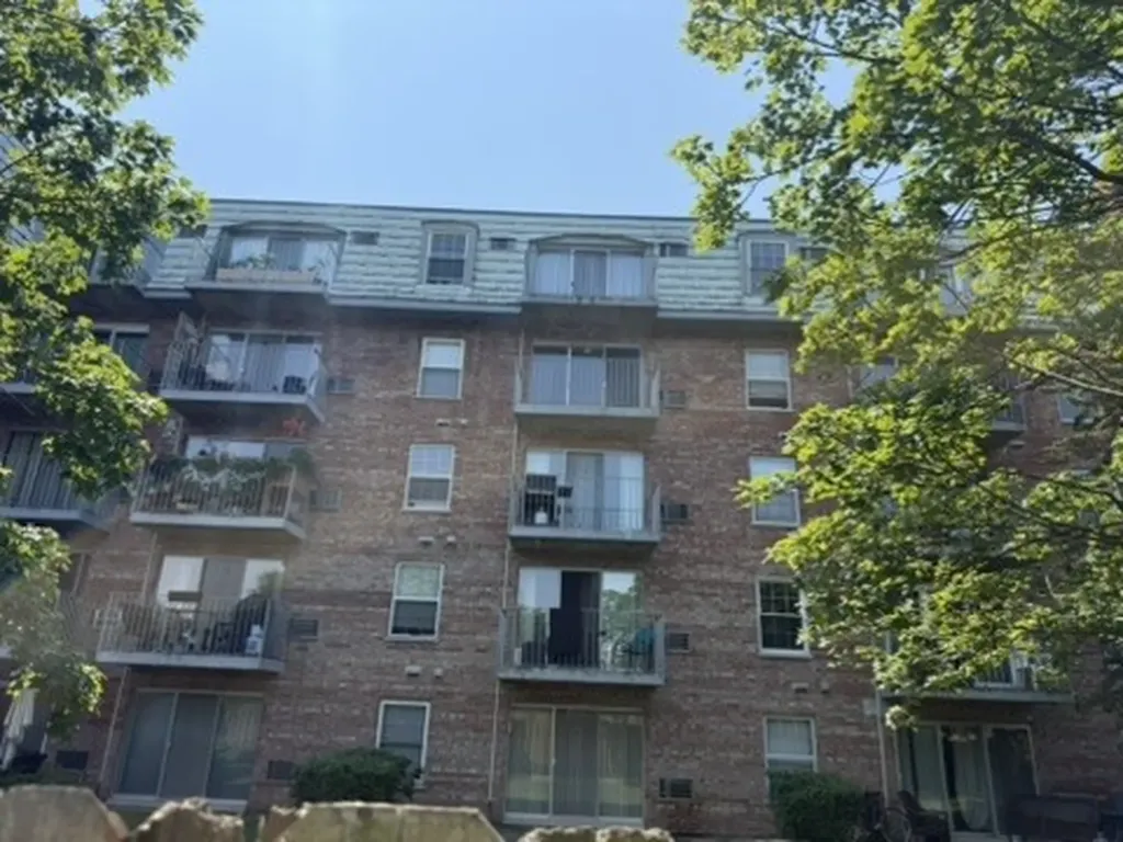 5125 Blodgett Avenue Downers Grove IL 60515
