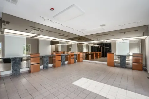 281 Waukegan Road Northfield IL 60093