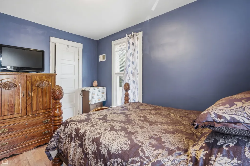 4440 North Kasson Avenue Chicago IL 60630