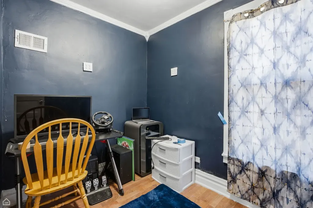 4440 North Kasson Avenue Chicago IL 60630