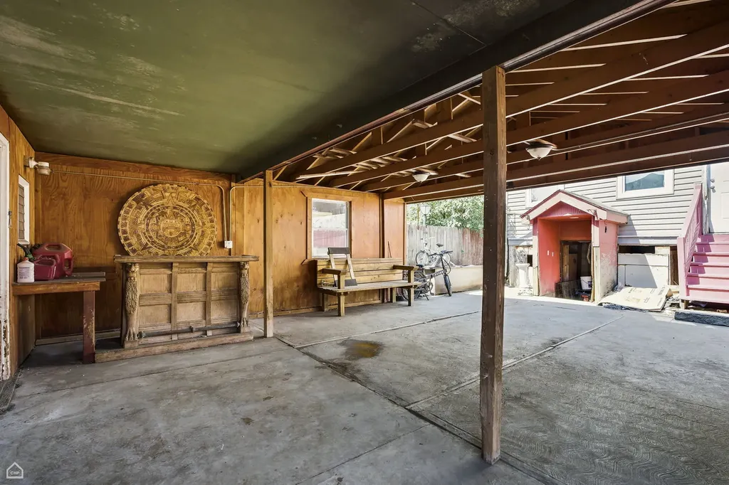 4440 North Kasson Avenue Chicago IL 60630