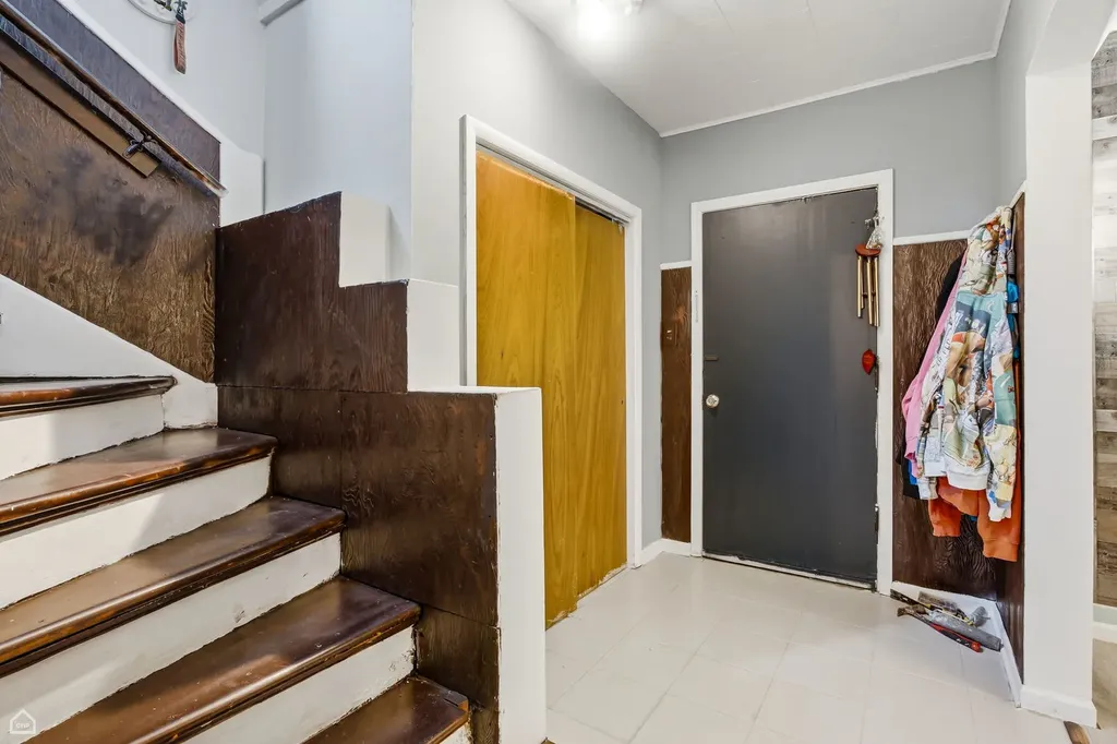 4440 North Kasson Avenue Chicago IL 60630