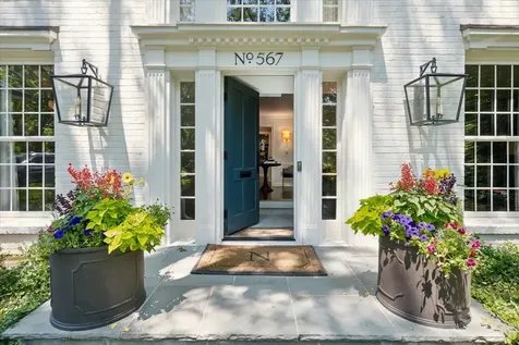 567 Oak Street Winnetka IL 60093