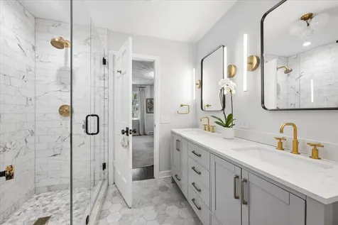 567 Oak Street Winnetka IL 60093