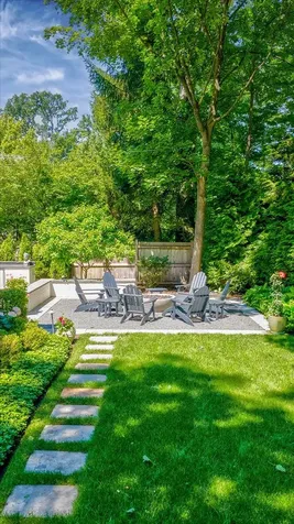 567 Oak Street Winnetka IL 60093