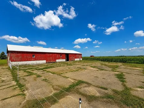 15251 West Coffman Road Forreston IL 61030