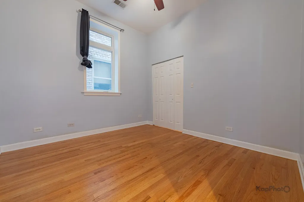 2841 South Wells Street Chicago IL 60616