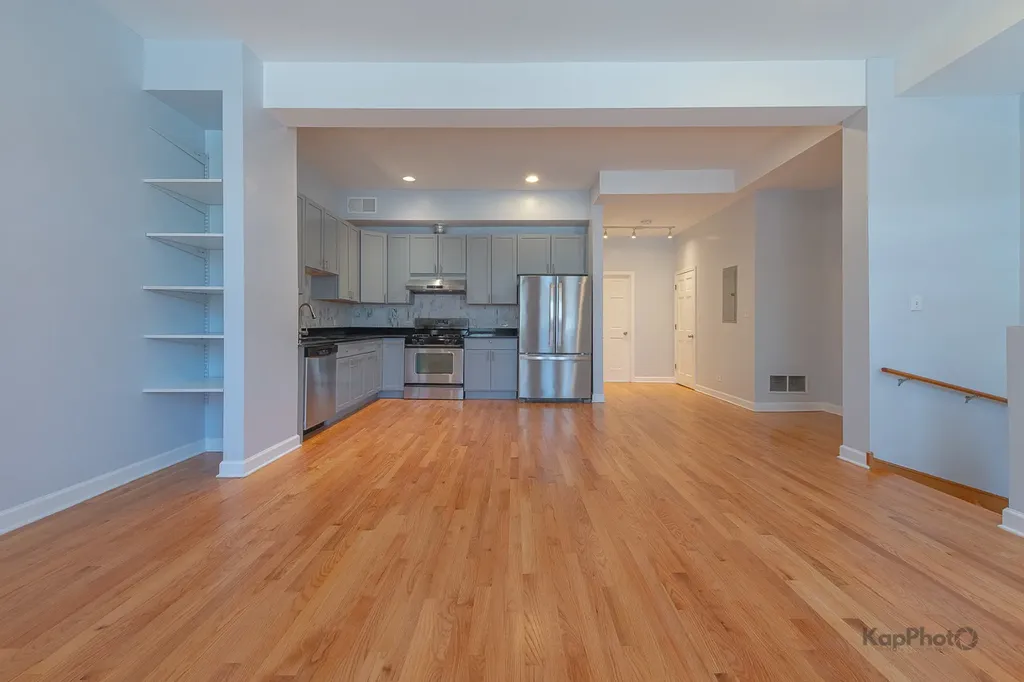 2841 South Wells Street Chicago IL 60616