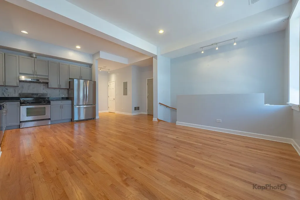 2841 South Wells Street Chicago IL 60616