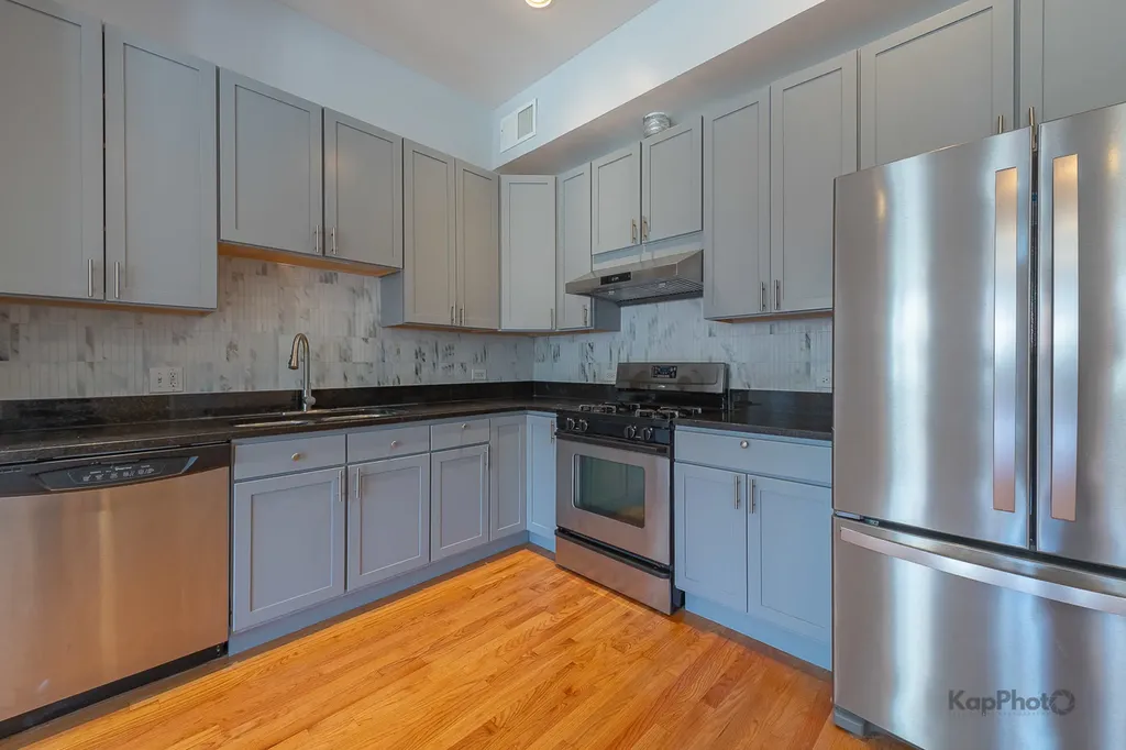 2841 South Wells Street Chicago IL 60616