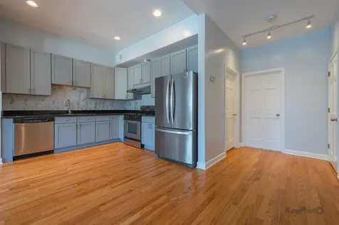2841 South Wells Street Chicago IL 60616