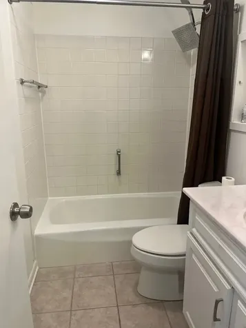1560 North Sandburg Terrace Chicago IL 60610