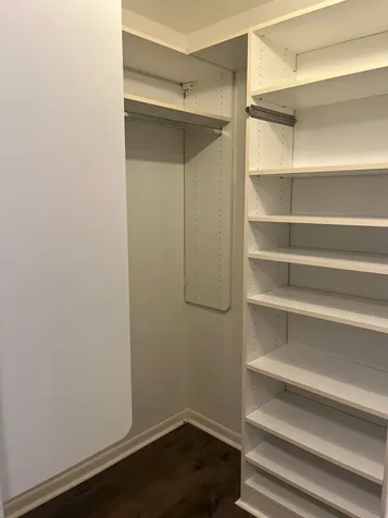 1560 North Sandburg Terrace Chicago IL 60610