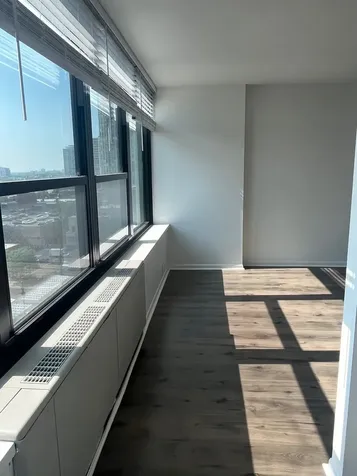 1560 North Sandburg Terrace Chicago IL 60610