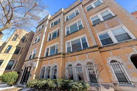 3449 North Elaine Place Chicago IL 60657