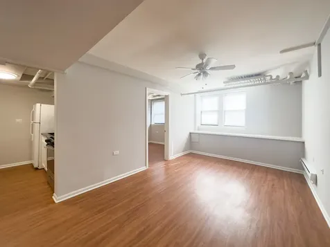 5748 North Winthrop Avenue Chicago IL 60660