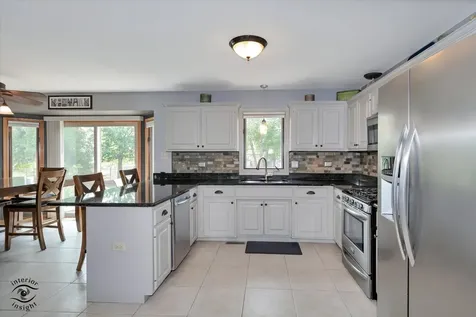 19524 Southfield Lane Tinley Park IL 60487