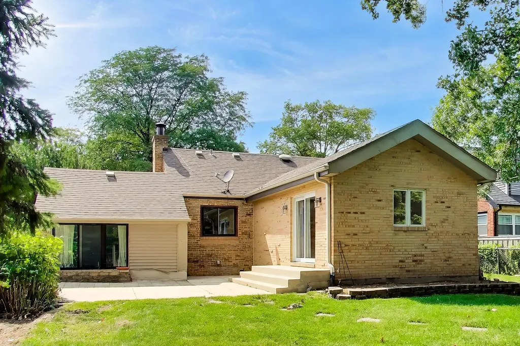 427 South Western Avenue Park Ridge IL 60068
