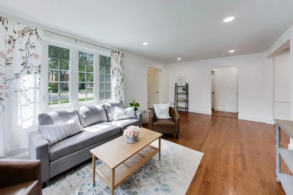 427 South Western Avenue Park Ridge IL 60068