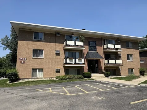 7426 West 111th Street Worth IL 60482