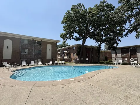 7426 West 111th Street Worth IL 60482