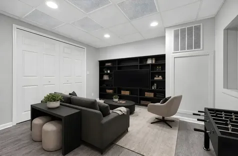 88 Fulbright Lane Schaumburg IL 60194