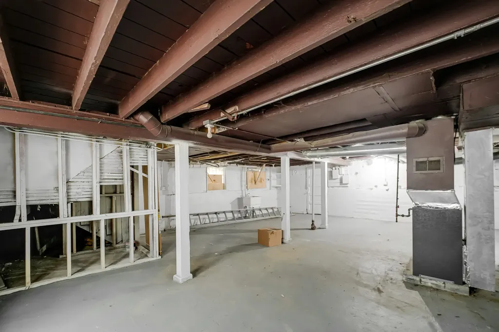 8317 South Aberdeen Street Chicago IL 60620