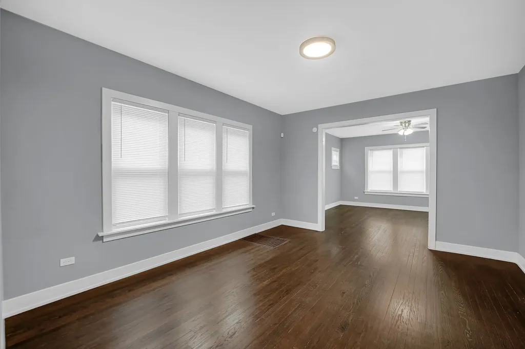 8317 South Aberdeen Street Chicago IL 60620