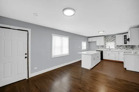 8317 South Aberdeen Street Chicago IL 60620