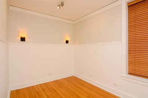 3614 North Bosworth Avenue Chicago IL 60613