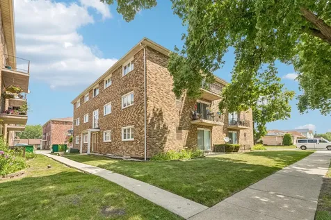 5834 West 77th Street Burbank IL 60459