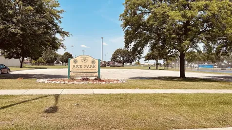 5834 West 77th Street Burbank IL 60459