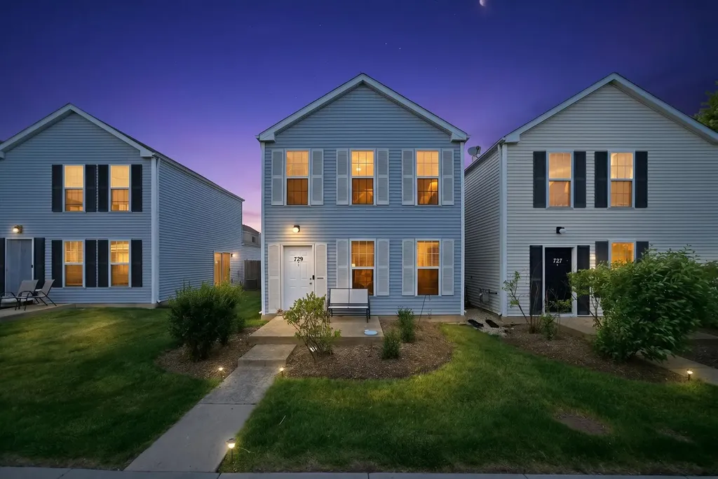 729 Four Seasons Boulevard Aurora IL 60504