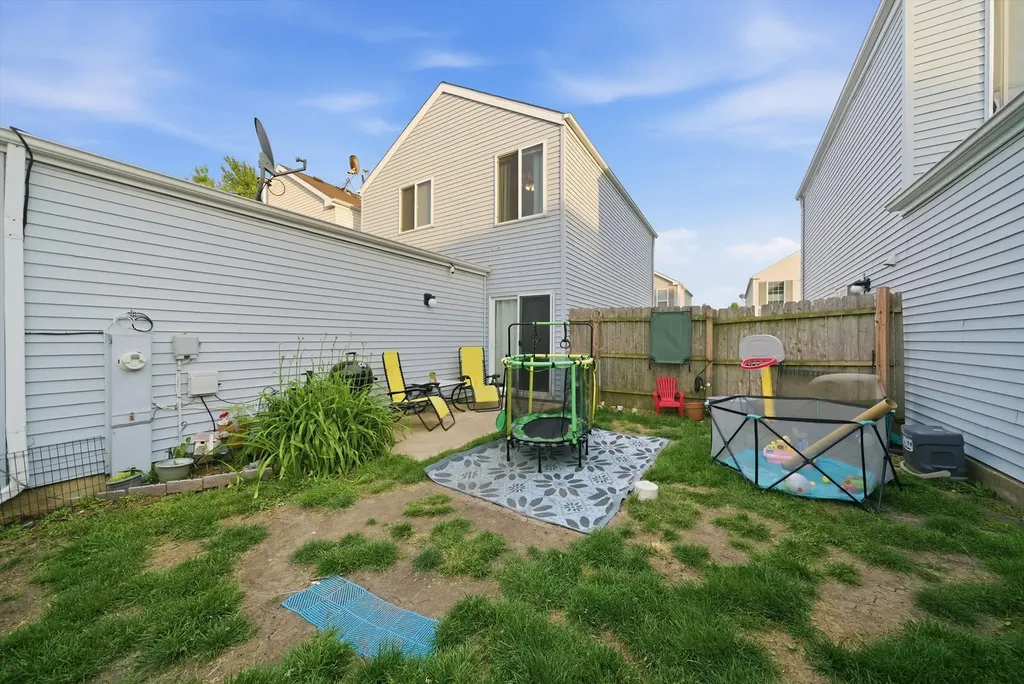 729 Four Seasons Boulevard Aurora IL 60504