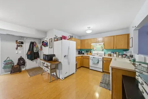 729 Four Seasons Boulevard Aurora IL 60504