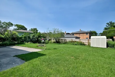 1032 Daniel Drive Bensenville IL 60106