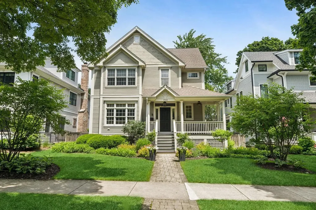 1732 South Highland Avenue Wilmette IL 60091