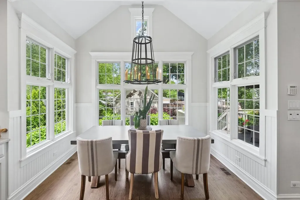 1732 South Highland Avenue Wilmette IL 60091