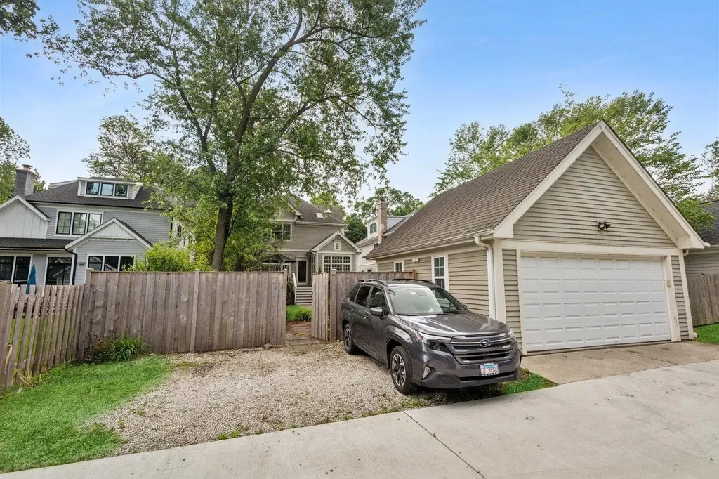 1732 South Highland Avenue Wilmette IL 60091