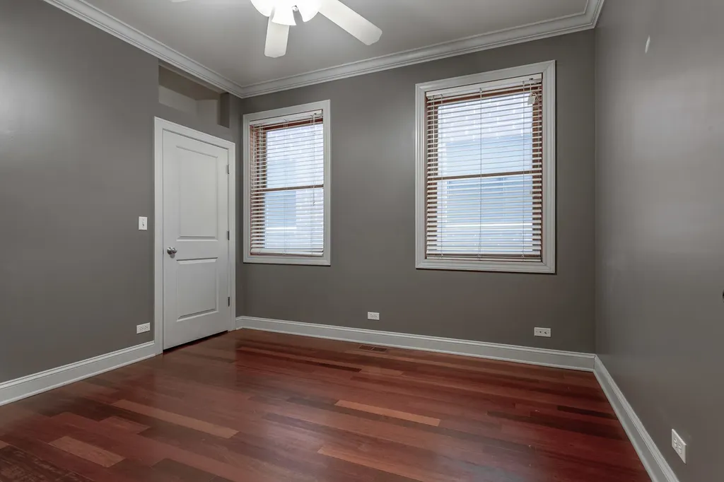 1126 West Fullerton Avenue Chicago IL 60614