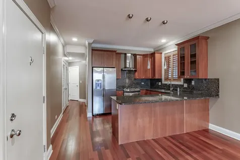 1126 West Fullerton Avenue Chicago IL 60614