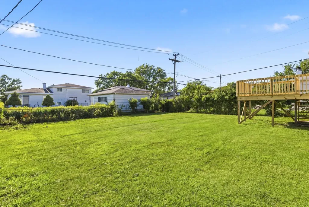 78 South Evergreen Avenue Addison IL 60101