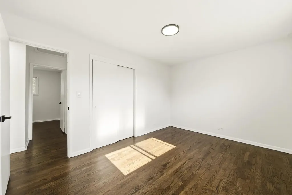 78 South Evergreen Avenue Addison IL 60101