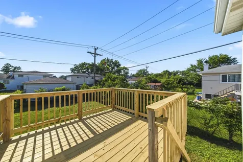 78 South Evergreen Avenue Addison IL 60101