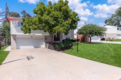 9020 Meadowview Drive Hickory Hills IL 60457