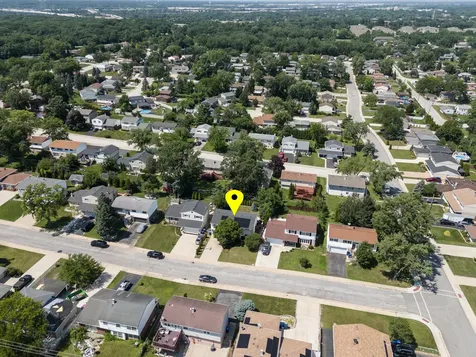 9020 Meadowview Drive Hickory Hills IL 60457