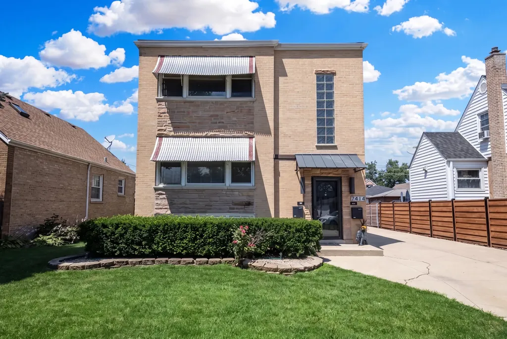 7414 West Devon Avenue Chicago IL 60631