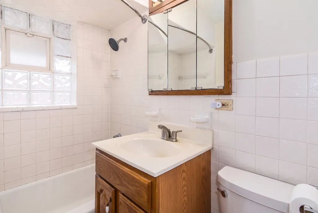 7414 West Devon Avenue Chicago IL 60631