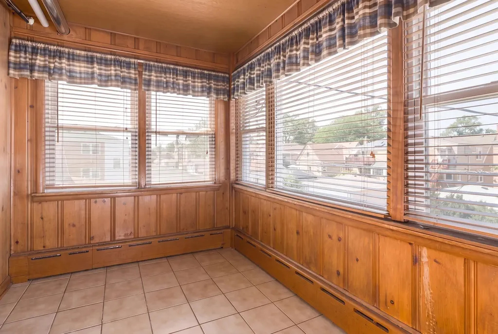 7414 West Devon Avenue Chicago IL 60631