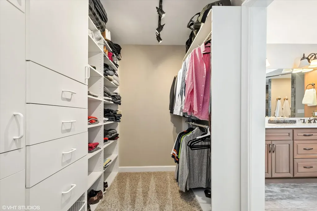 2 North Richmond Court Lake Zurich IL 60047